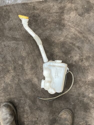 renault megane scenic 03-09 Washer Bottle And Pump  8200104706